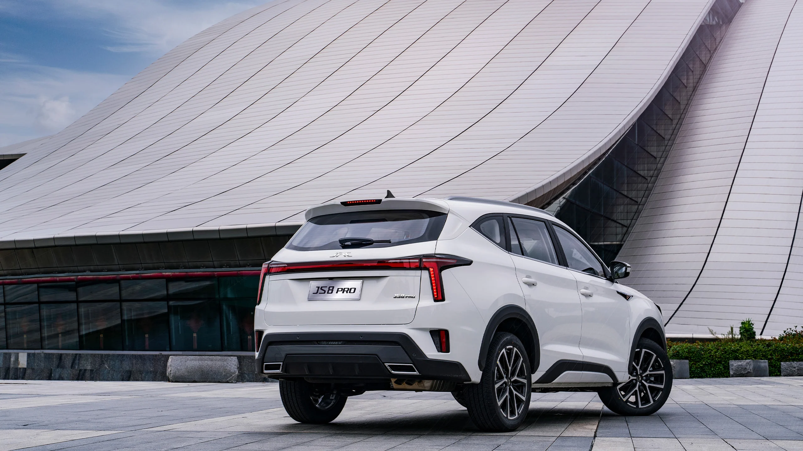 JAC JS8 PRO, la SUV de siete plazas de la gama