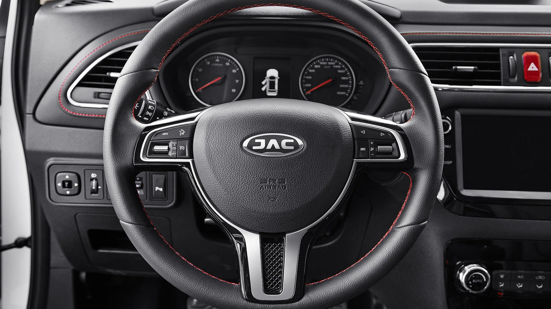 JAC S2, foto 8 de 10
